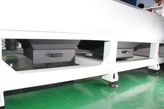 Acryl de Lasersnijmachines van de Kanaalbrief Co2 met Beweegbare Brug, het Midden Drijven