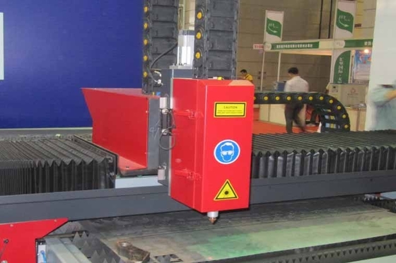 Het metaalcnc van het hoge snelheidsblad de snijmachine/het materiaal van de vezellaser
