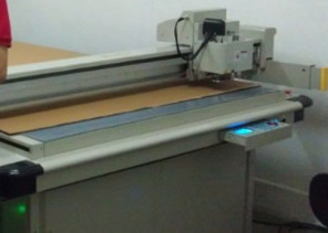 Van de de Steekproefsnijmachine van pp pvc Golfcoroplast de Snijderslijst